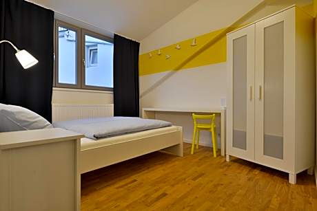 Twin Room with Bathroom