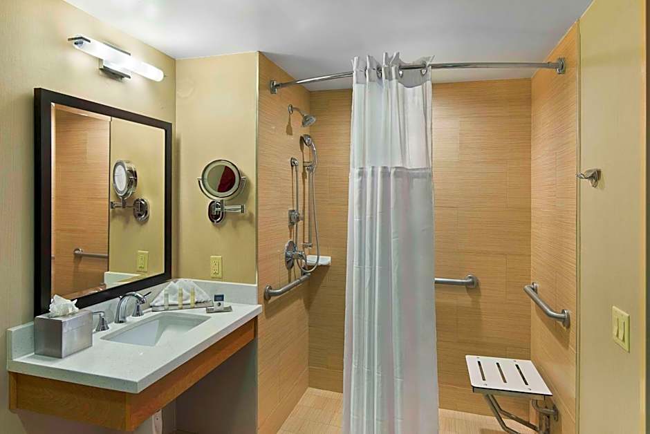 DoubleTree by Hilton Hotel San Pedro - Port of Los Angeles