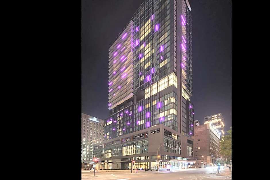 HONEYROSE Hotel, Montreal, a Tribute Portfolio Hotel