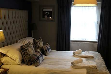 Deluxe Double Room with Bath