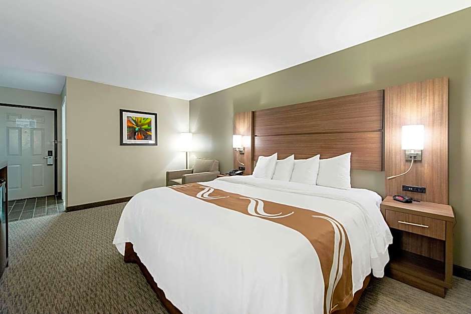 Quality Inn Mishawaka - South Bend