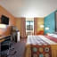 Super 8 by Wyndham Collinsville St. Louis