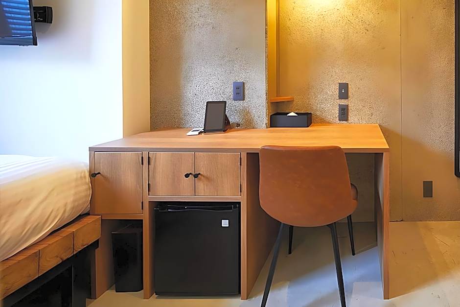 mizuka Imaizumi 4 - unmanned hotel -