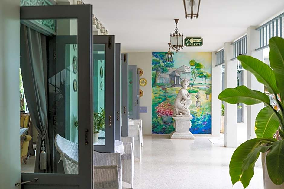 Villa Amphawa