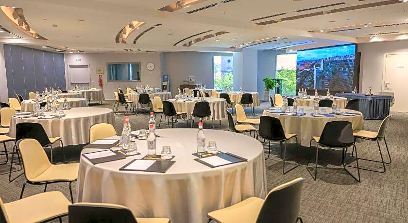 DoubleTree by Hilton Yerevan Armenia