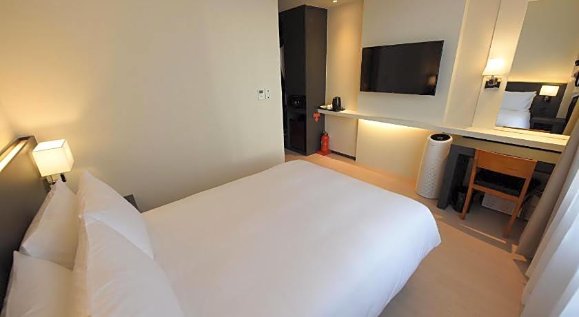 Geoje Artnouveau Suite Hotel