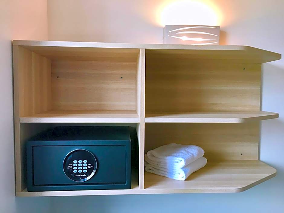 Brit Hotel Martigues Nord