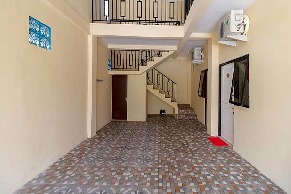 RedDoorz Syariah near Politeknik Negeri Madiun