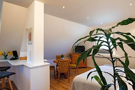 Junior Suite with Lake View