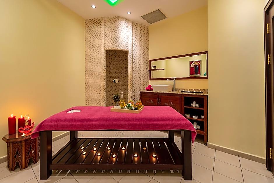 Crowne Plaza Antalya By IHG