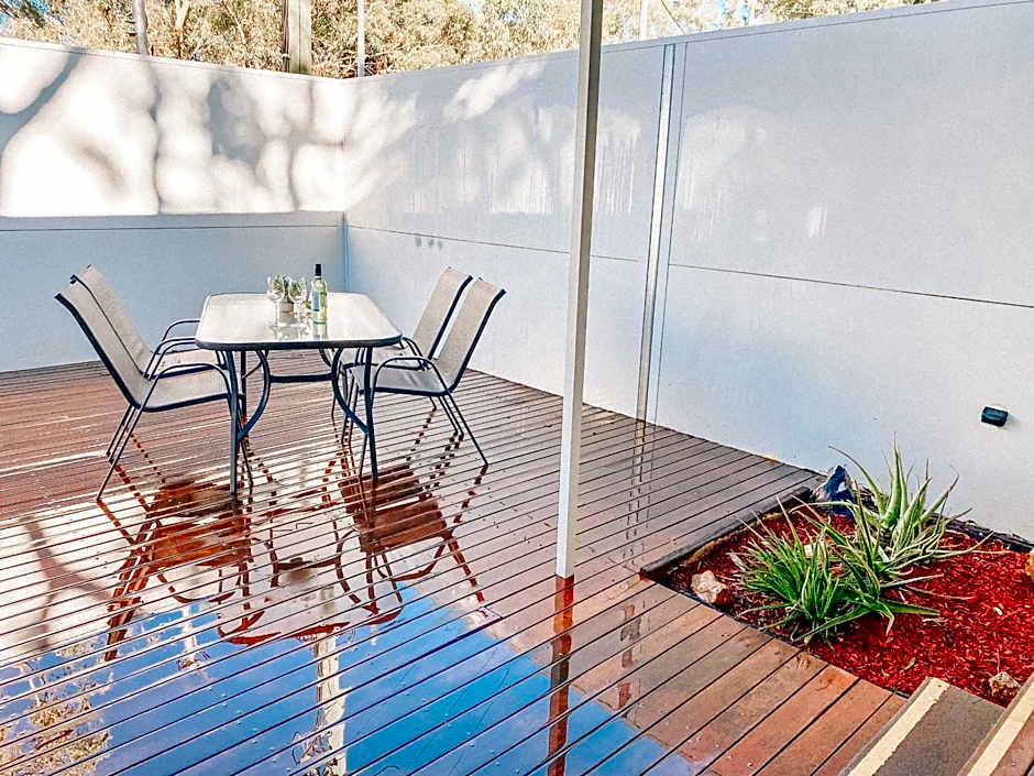 AAOK Moondarra Caravan Park