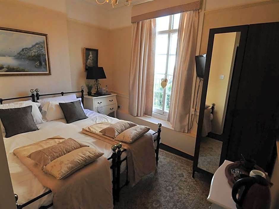 Kings Boutique Hotel