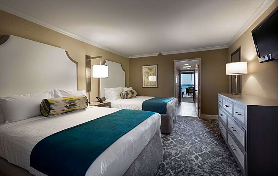 Foto 1 di 4 di 1 Bedroom 1 Queen Bed Suite, Ocean front