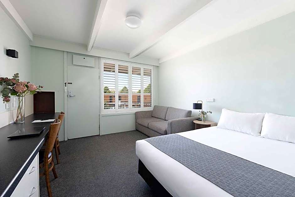 Foto 1 dari 5 — Standard 1 Queen Bed