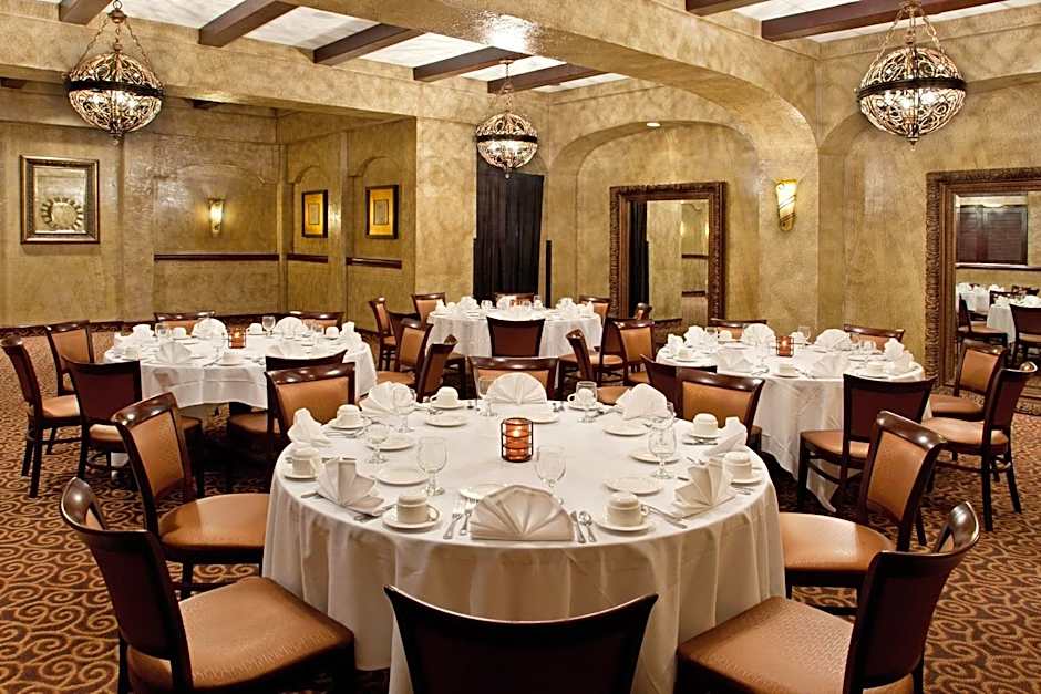 Crowne Plaza Cleveland Airport By IHG