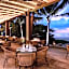 Conrad Punta de Mita