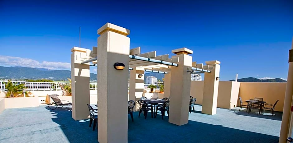 Inn Cairns Boutique Apartments