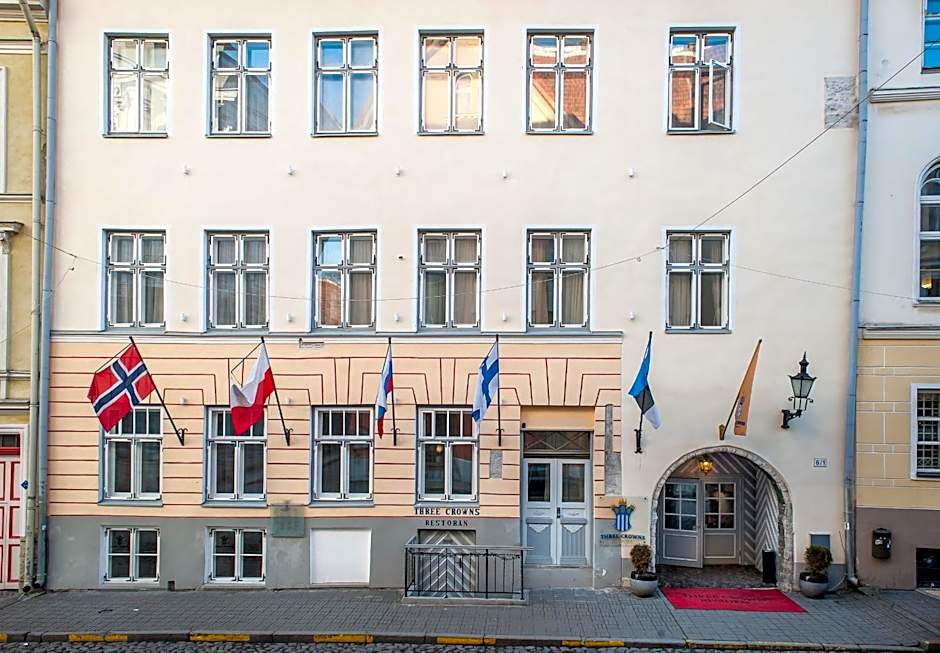 Three Crowns Residents