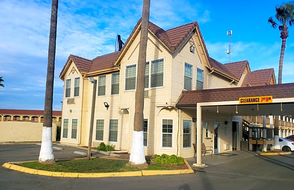 Days Inn by Wyndham Westley