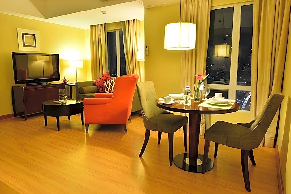 Lancaster Hotel Manila