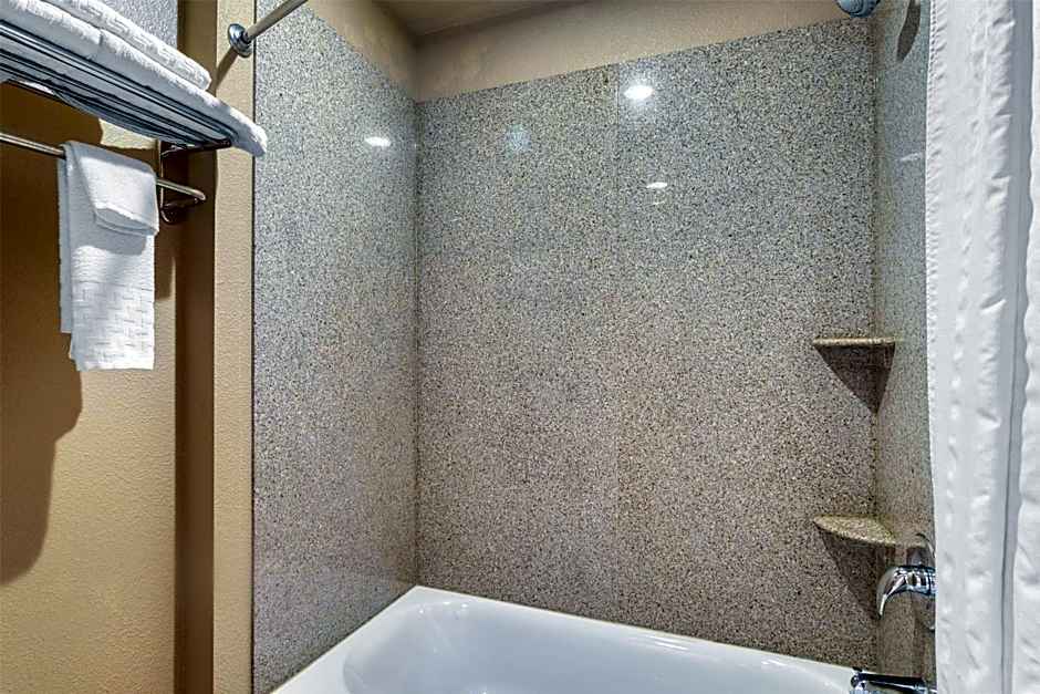 Best Western Shelby Inn & Suites