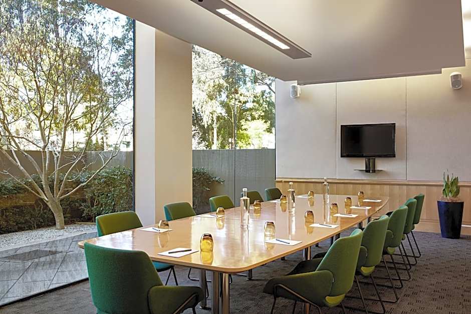Crowne Plaza Sydney Macquarie Park By IHG