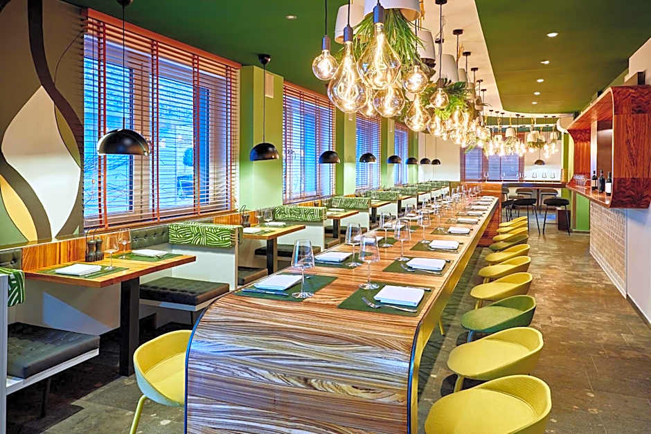 the Deutz, a Tribute Portfolio Hotel