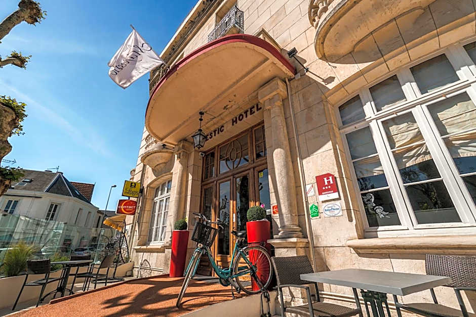 LOGIS Hotel Majestic Chatelaillon Plage - La Rochelle