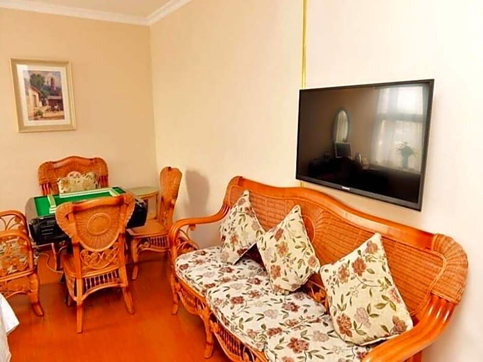 GreenTree Inn Jiaxing Zhapu jiulong Mountain Express Hotel