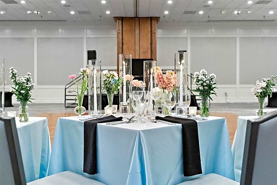 Hilton College Station And Conference Center