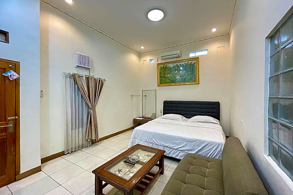 RedDoorz @ Pataruman Garut