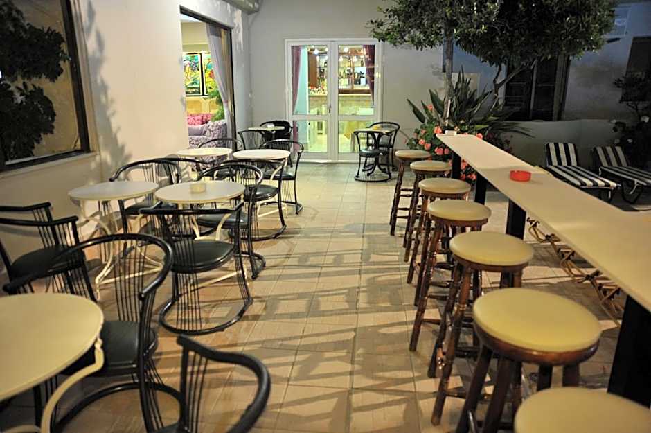 Anseli Hotel