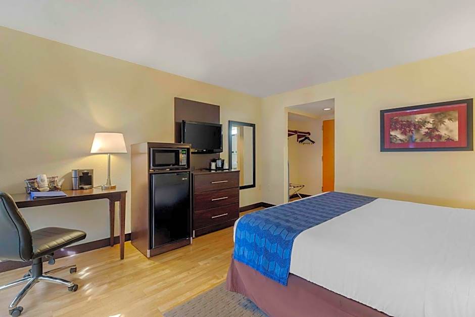 The Capitol Hotel