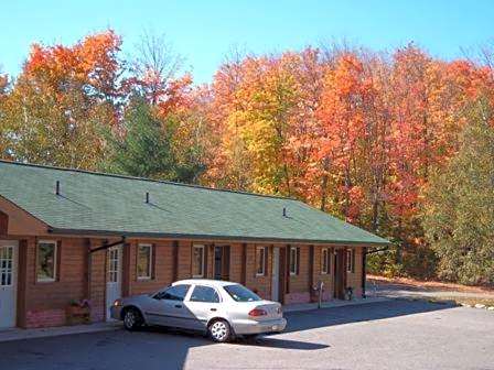 Quiet Bay Inn & Café