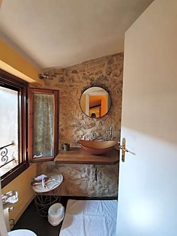 Double or Twin Room with Private Bathroom