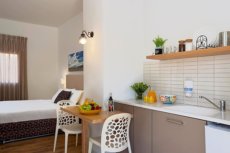 Kibbutz Malkiya Travel Hotel