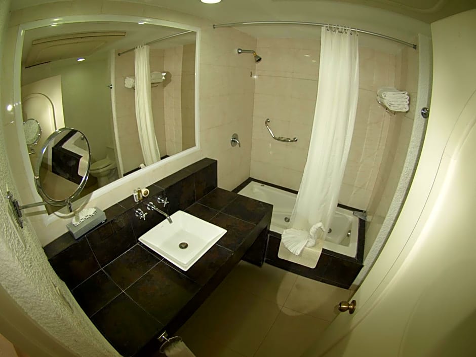 Sierra Mar All Inclusive at Tesoro