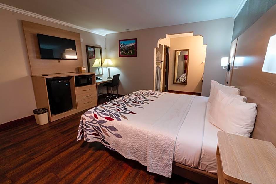 Quality Inn Bishop near Mammoth