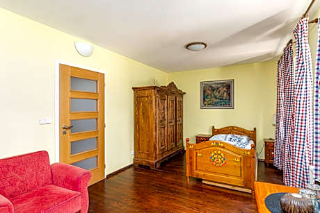 Double Room with Private Bathroom