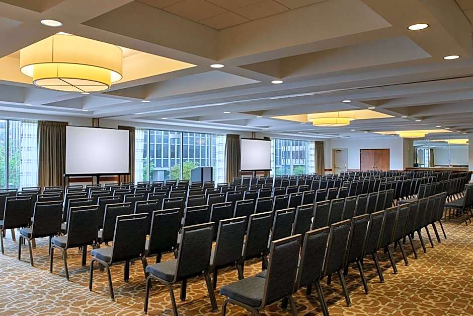 Sheraton Kansas City Hotel At Crown Center