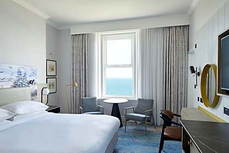 Deluxe King Room with Sea View
