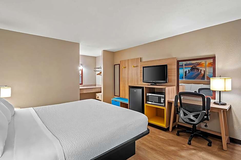 Days Inn by Wyndham Whitmore Lake/Ann Arbor/Brighton