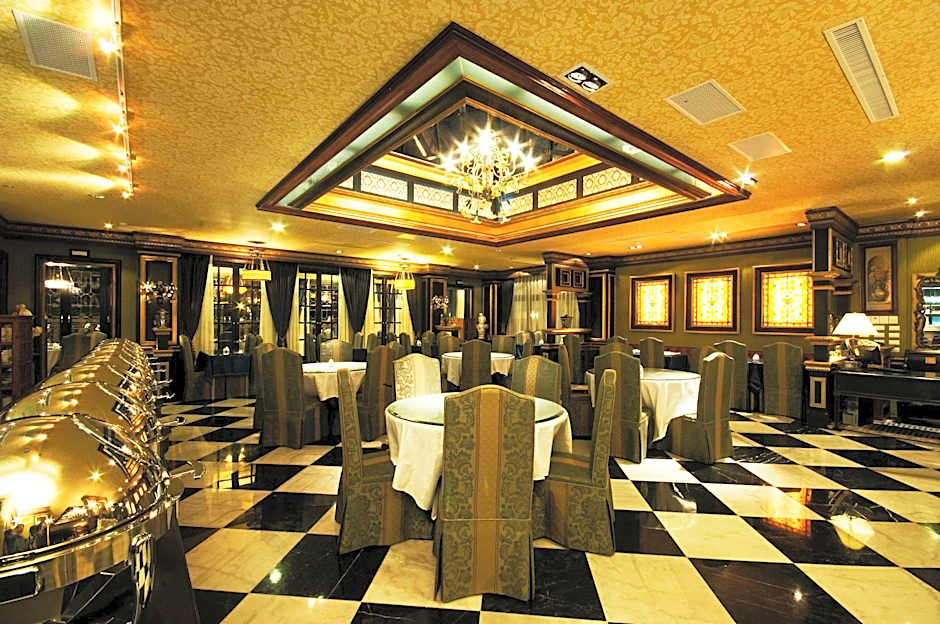The Old England Hotel