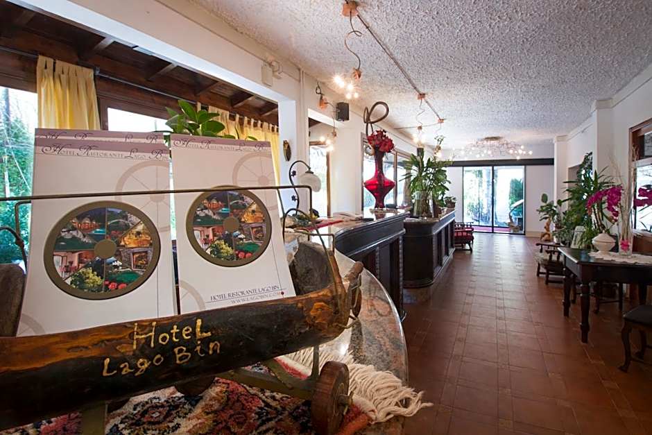 Hotel Lago Bin