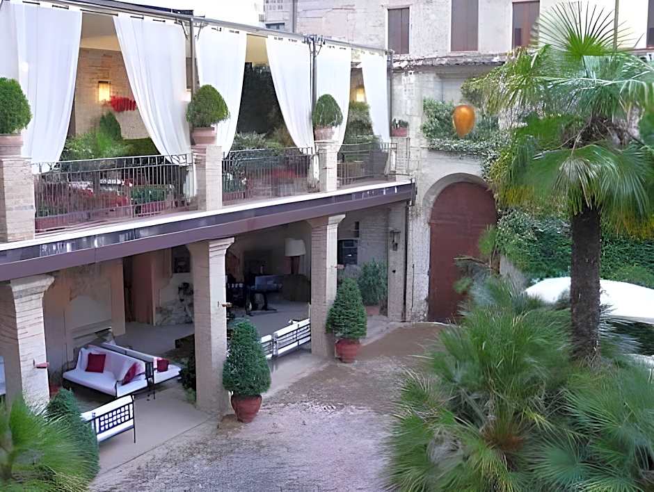 Hotel & Residenza 100 Torri