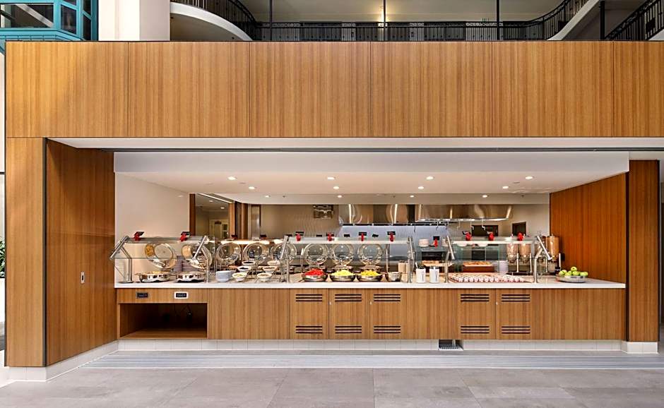 Embassy Suites by Hilton Anaheim North