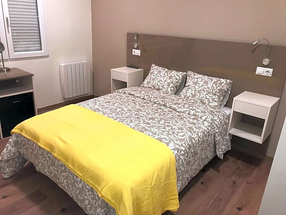 RESIDENCIA COMPOSTELA 2