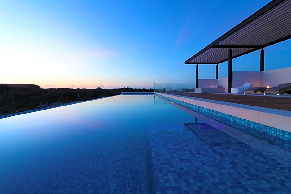 Infinity Suites