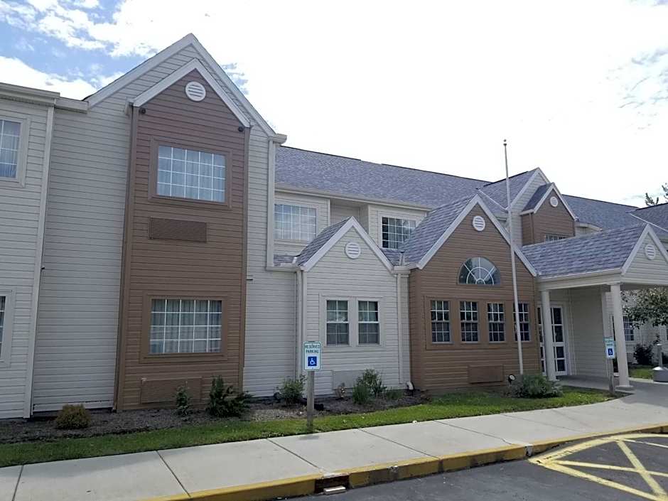 Microtel Inn & Suites By Wyndham Riverside