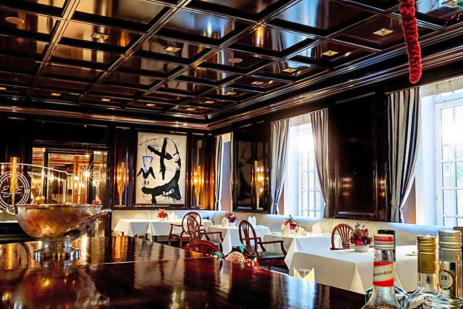 Excelsior Hotel Ernst